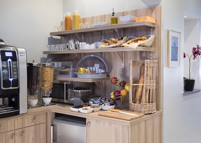 Hôtel Moulin Vert Paris